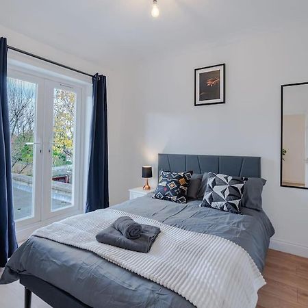 런던 Putney Haven 3Bd 2 Bath Sleeps 8 아파트 외부 사진
