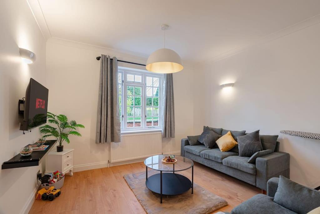 런던 Putney Haven 3Bd 2 Bath Sleeps 8 아파트 외부 사진