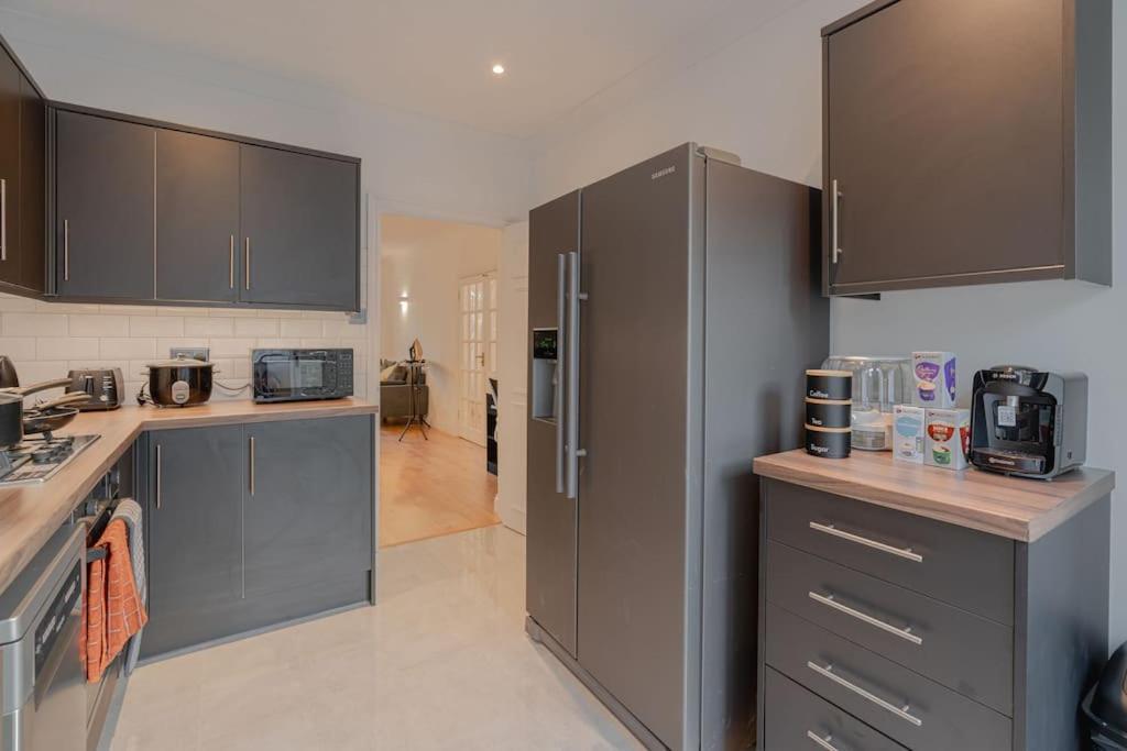 런던 Putney Haven 3Bd 2 Bath Sleeps 8 아파트 외부 사진